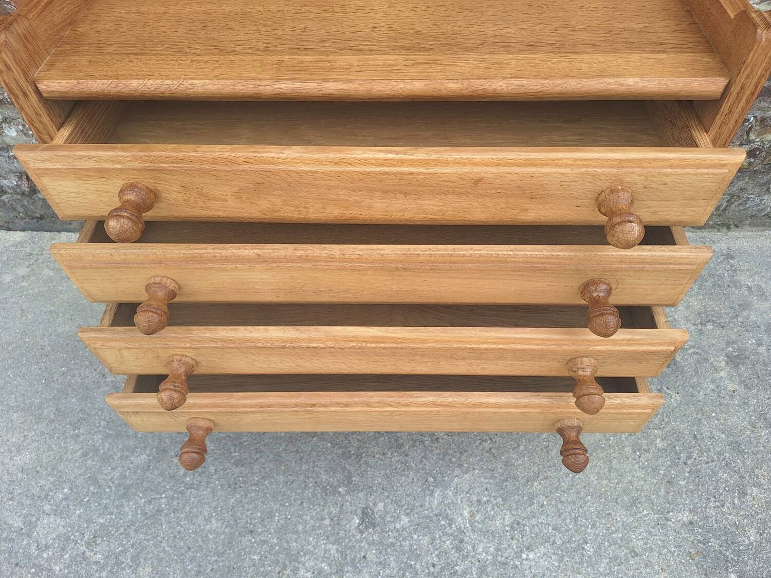 Commode Guillerme et Chambron, édition Votre Maison