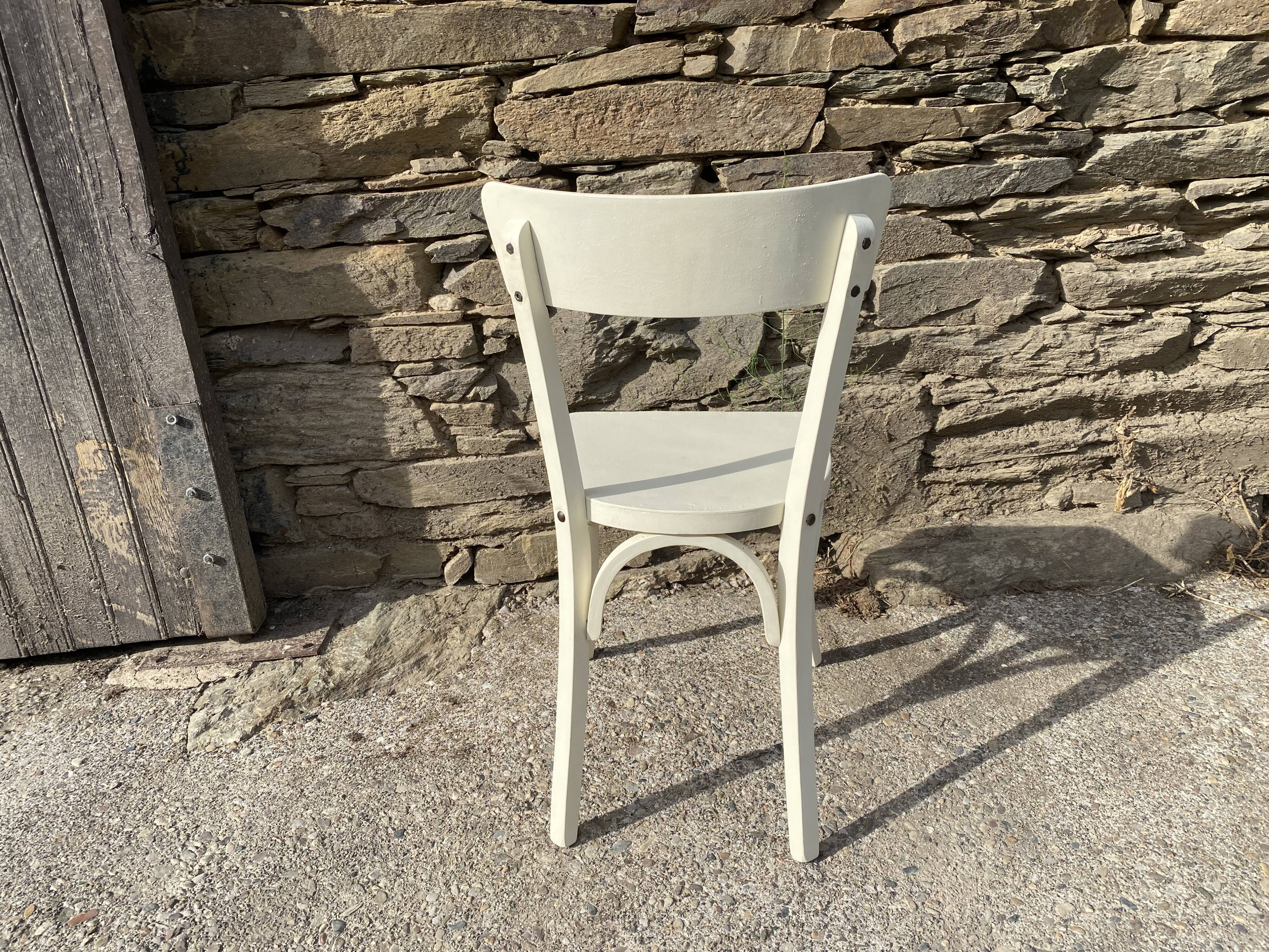 The Baumann Bistrot chair in beech and plywood