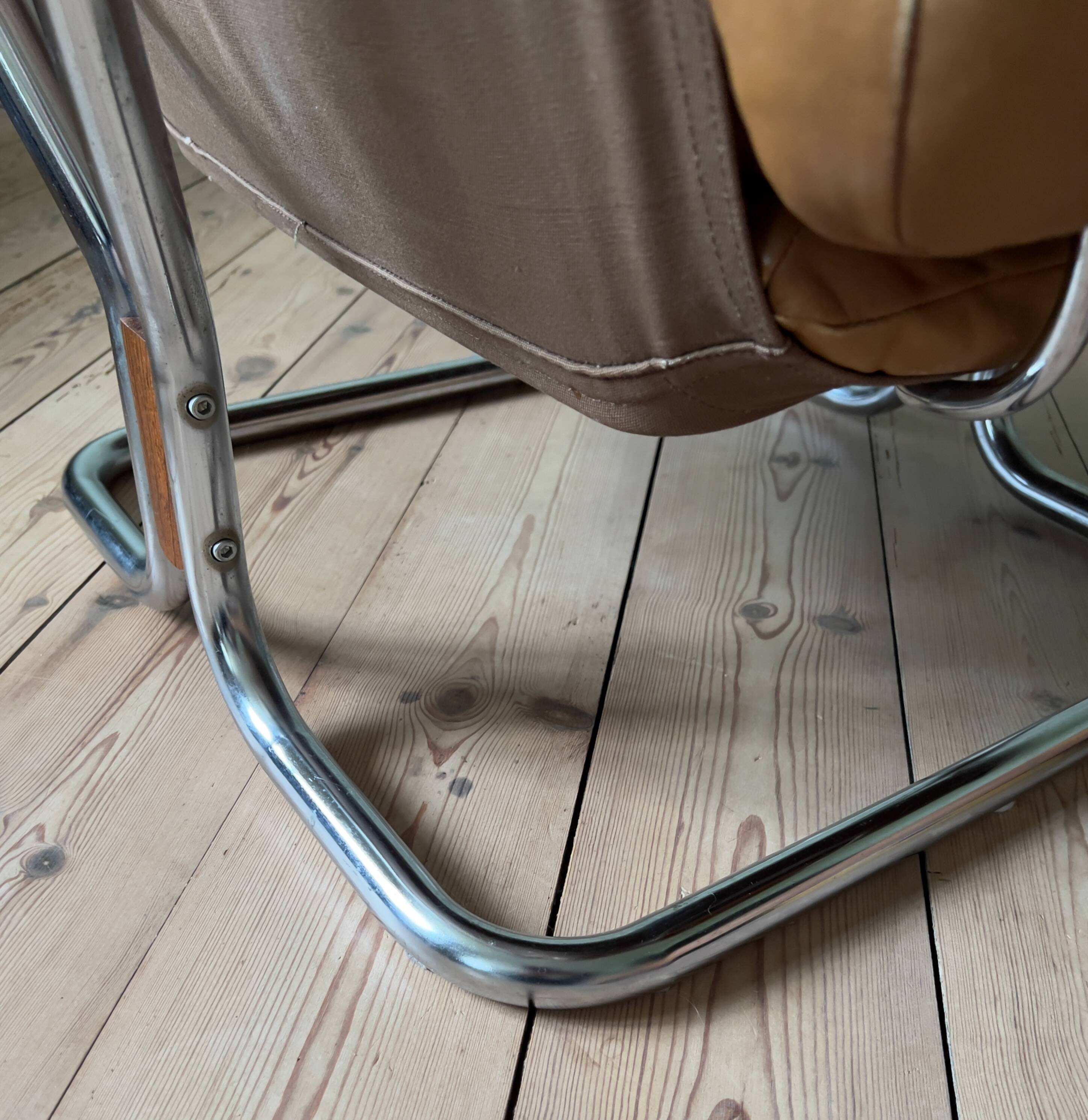 Fauteuil Westnofa "Wing" par Harald Relling 1970