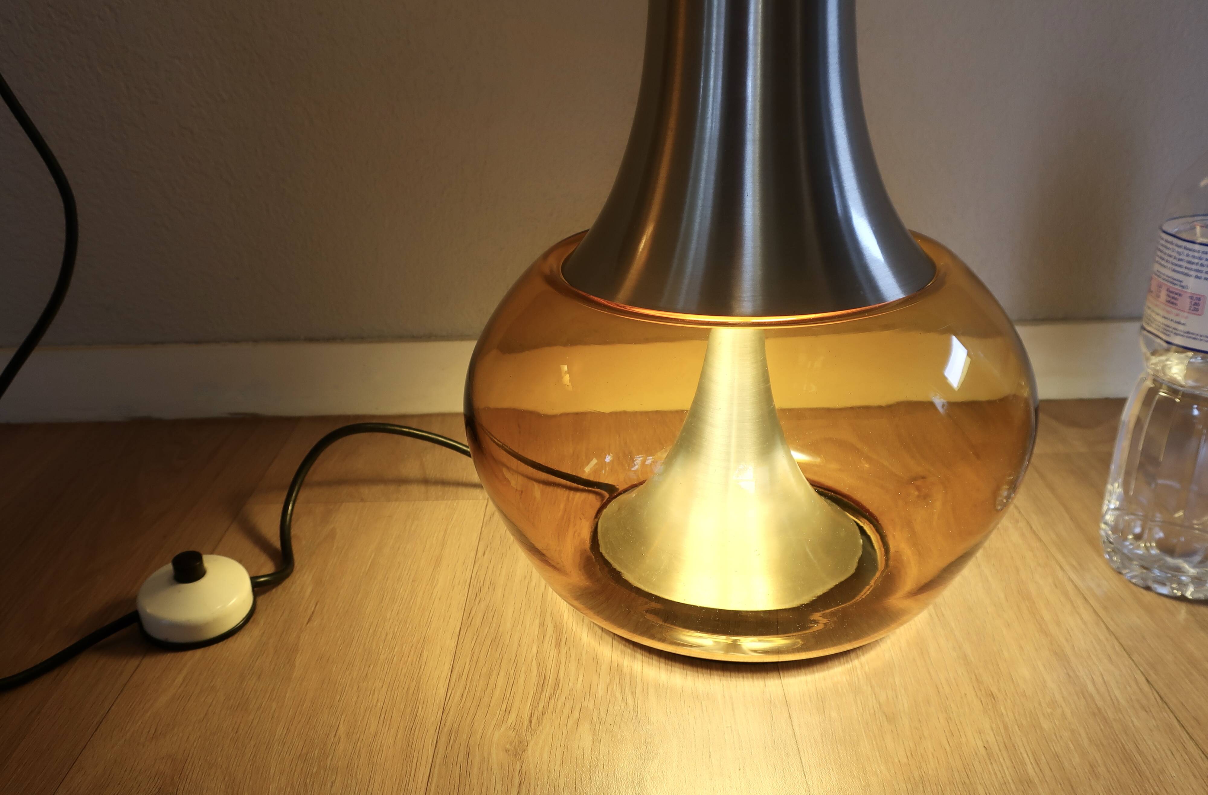 Doria lamp base 69 cm in very good condition from the 1960s/70s with a differential switch.
