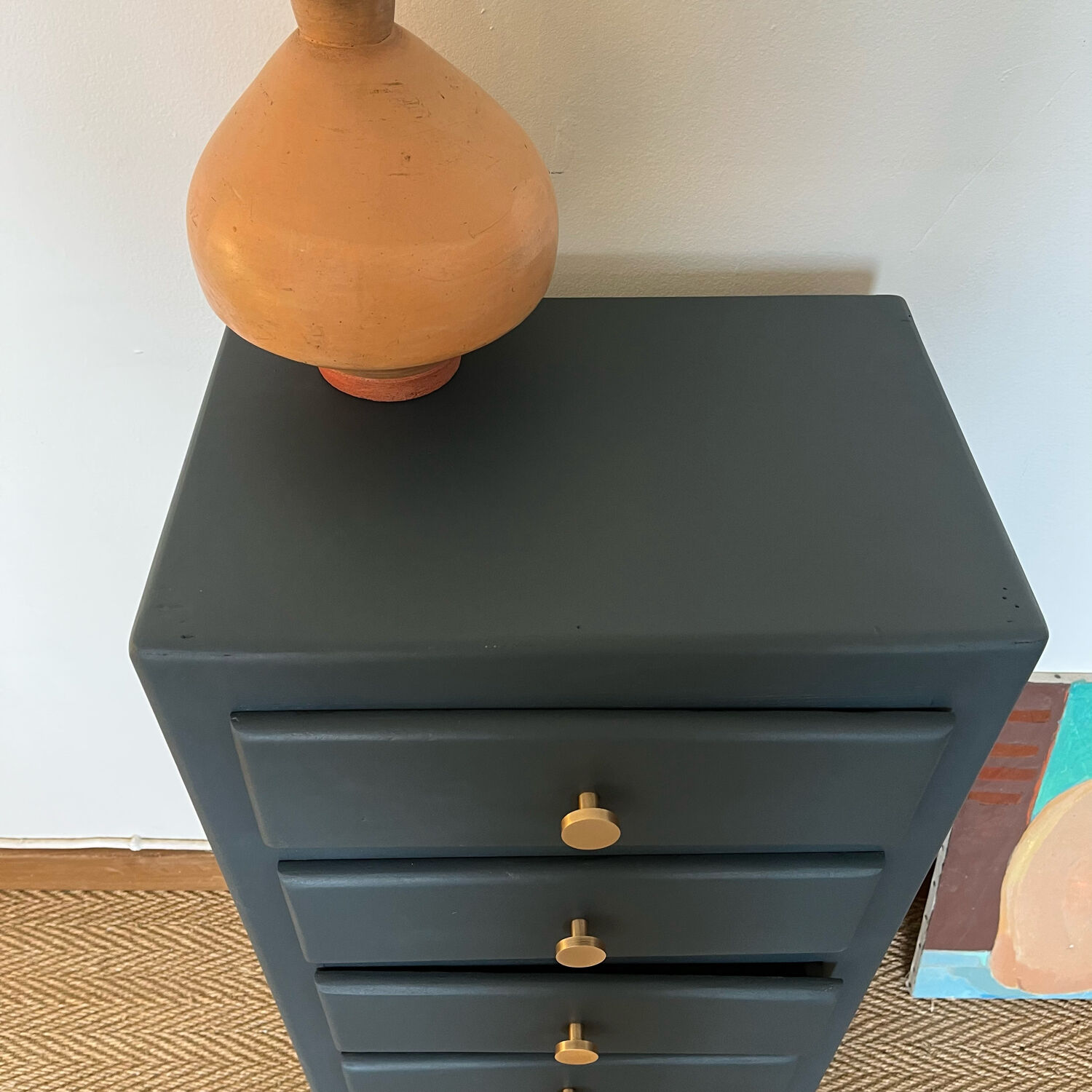 Vintage chest of drawers