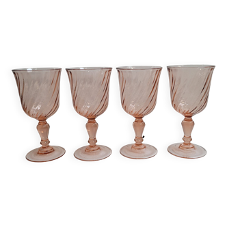 Set 4 pink wine glasses