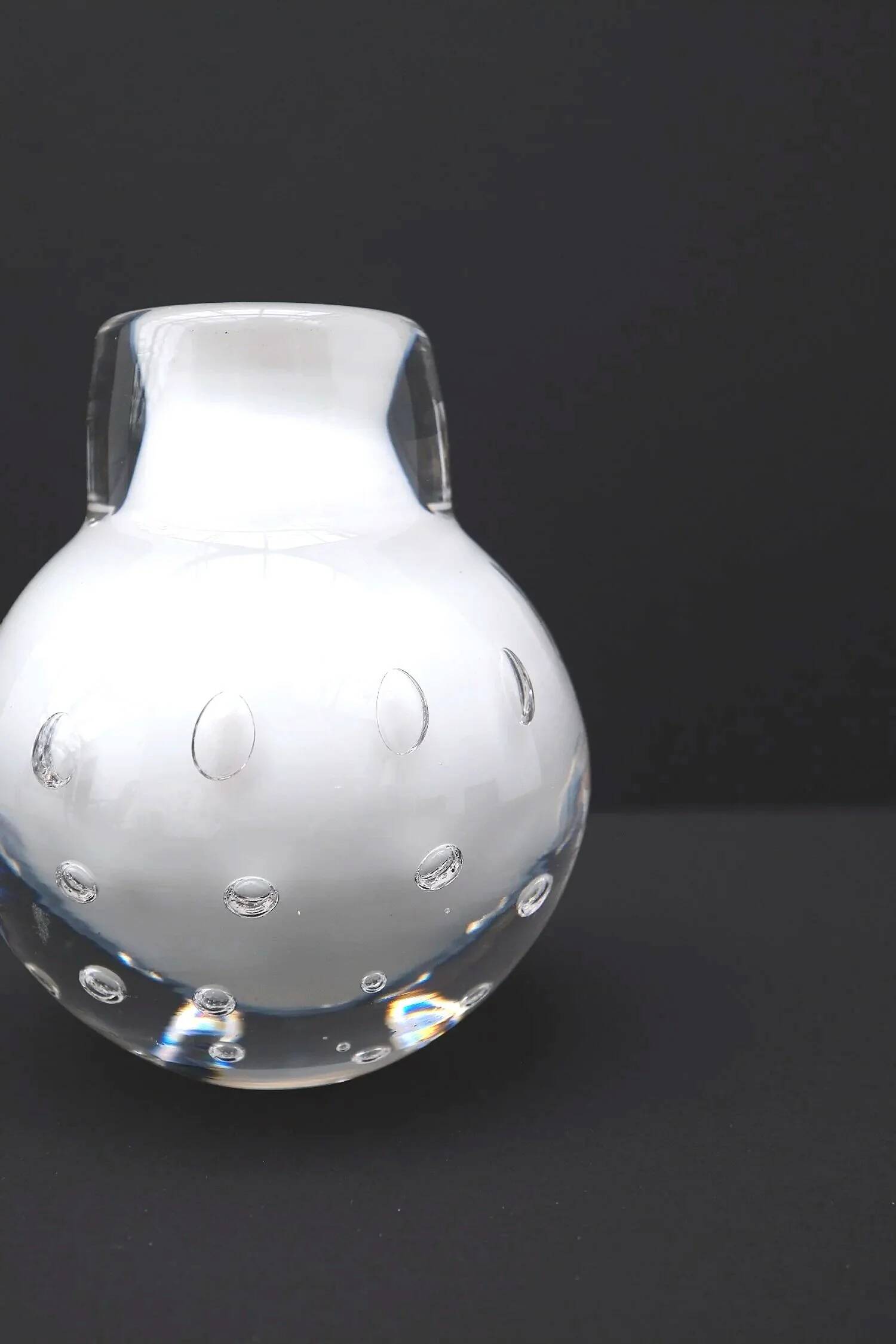 Vase en verre soufflé bullé