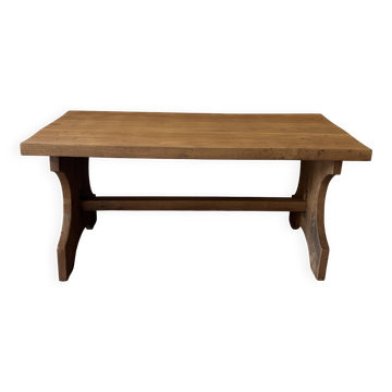 Table basse en chêne brut