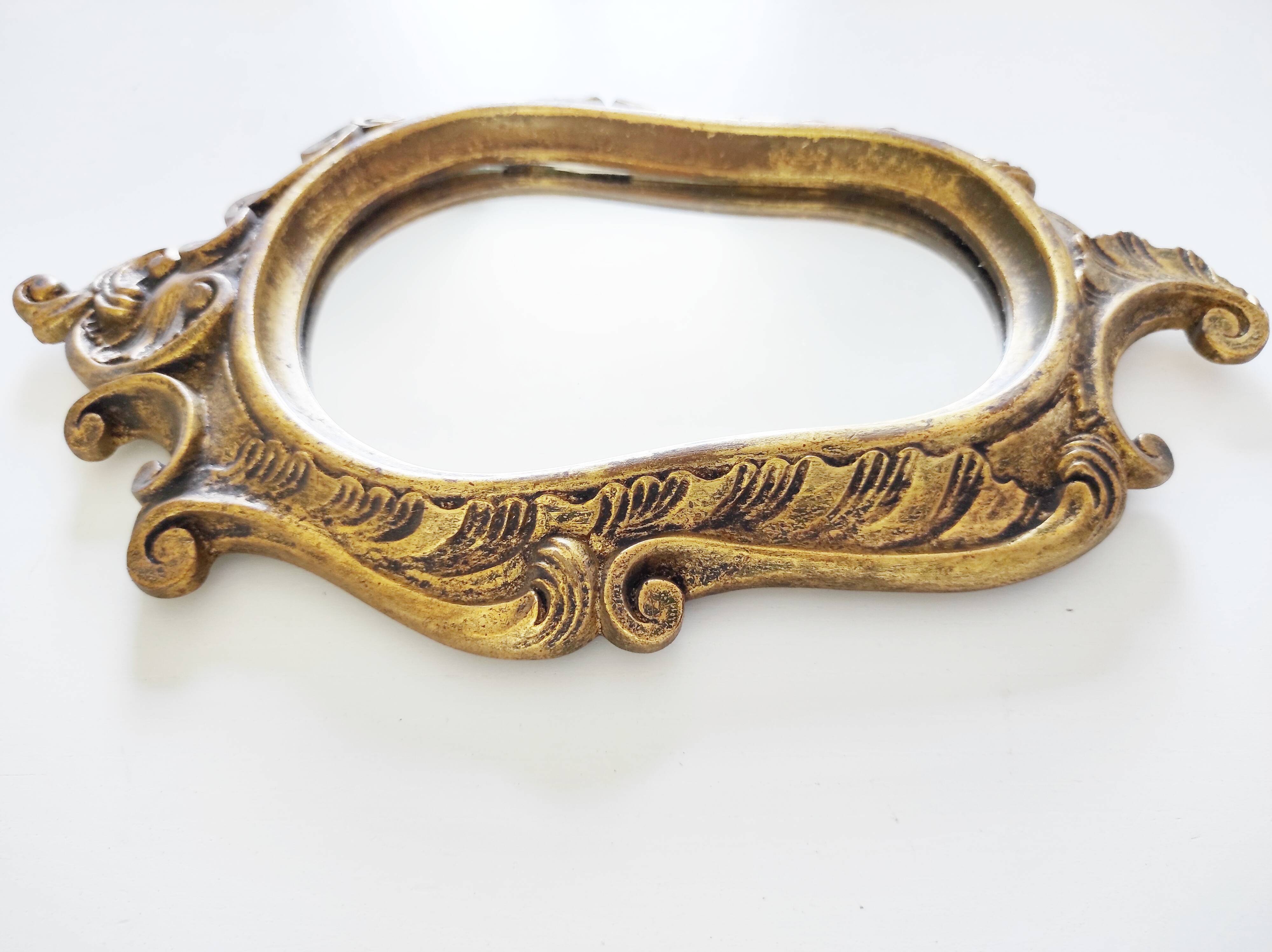 Miroir en bois doré