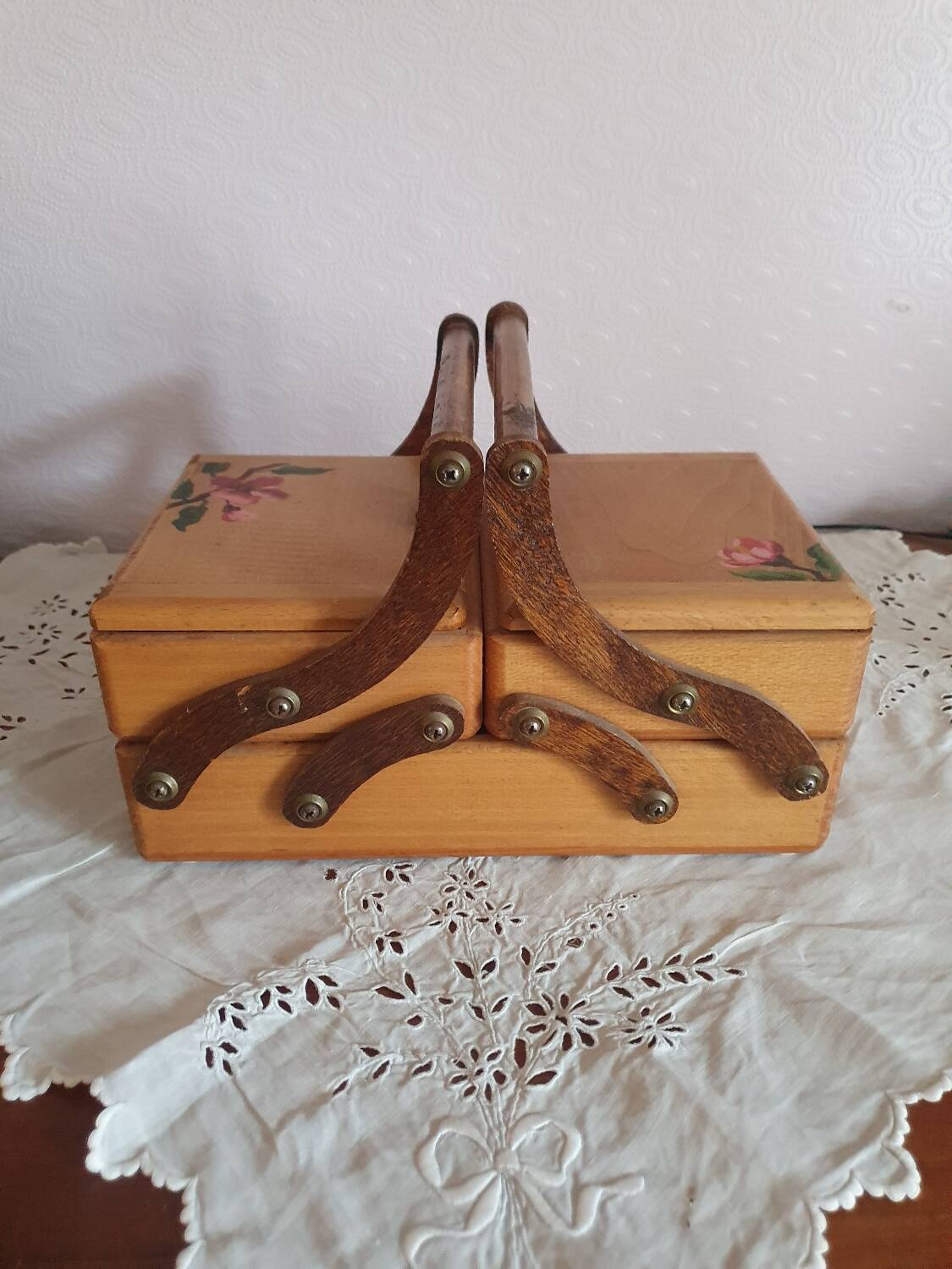 Small wooden sewing box worker