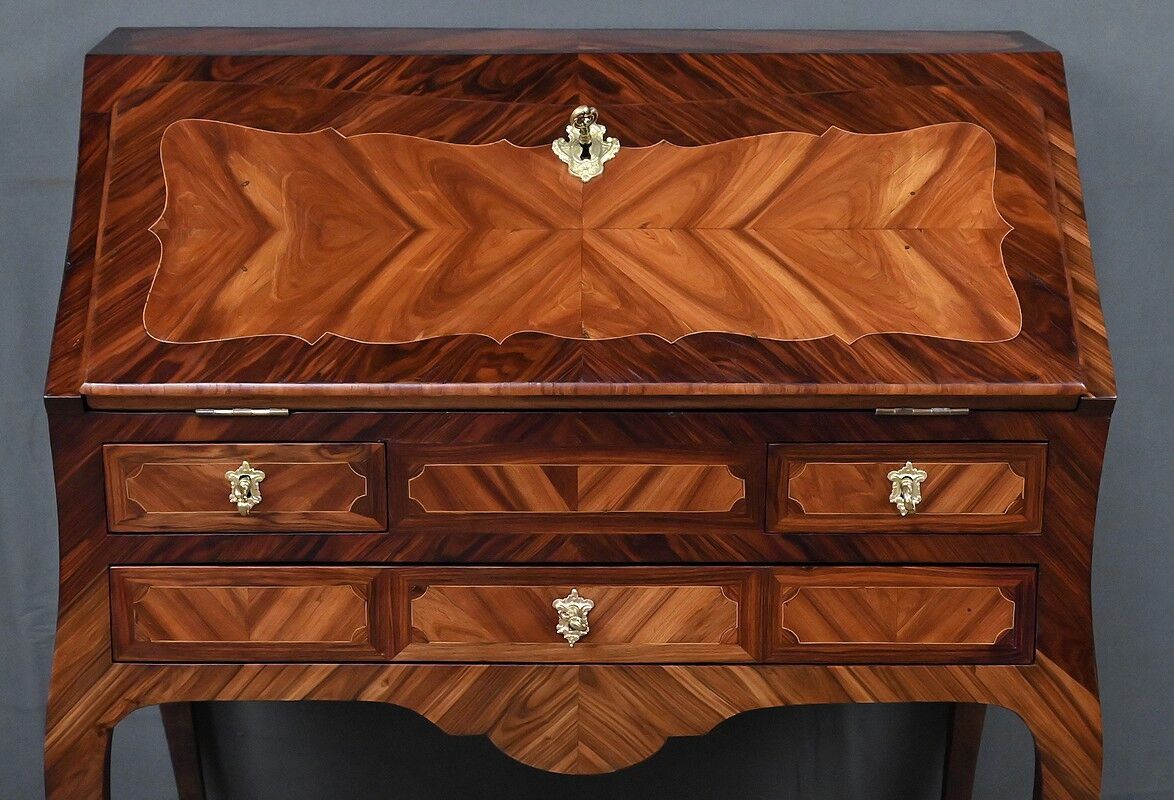 Slope desk in rosewood and rosewood marquetry, Louis XV – XVIII century