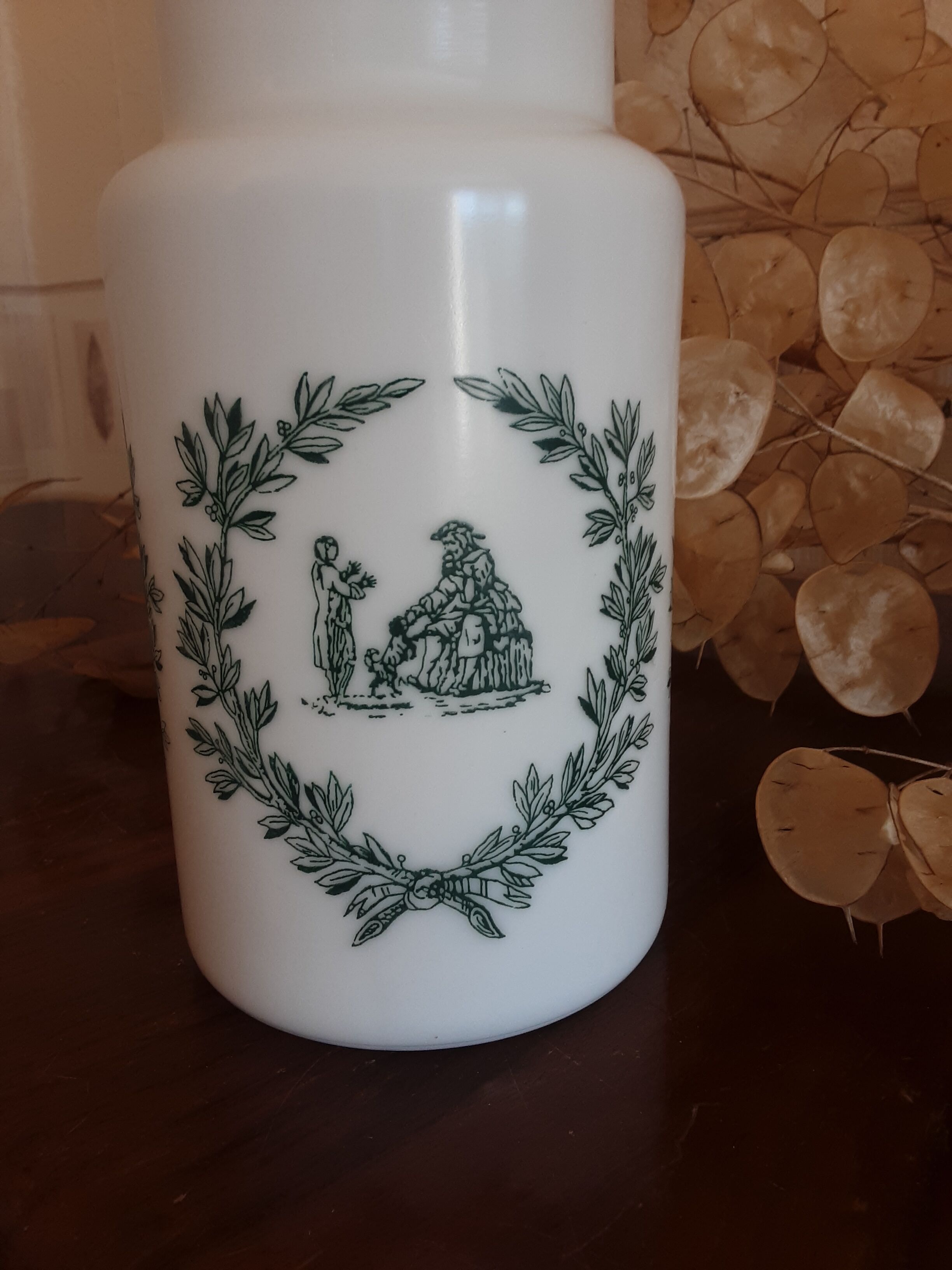 Opaline glass pot - vintage