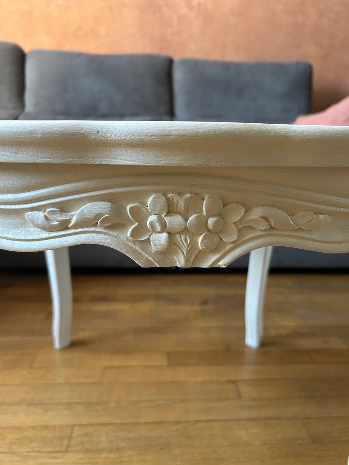 Round coffee table with cane