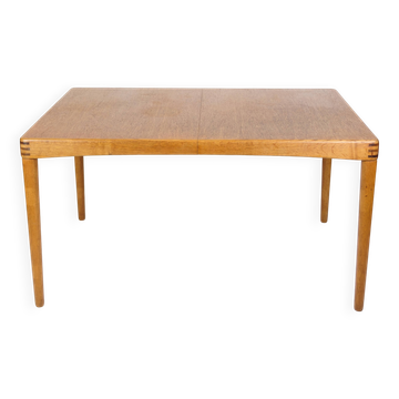 Table à manger en chêne avec des collections taraudées par Henry W. Klein pour Bramin des années 1960