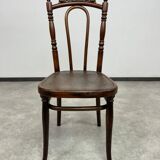 Bentwood dining chairs by Thonet Austria