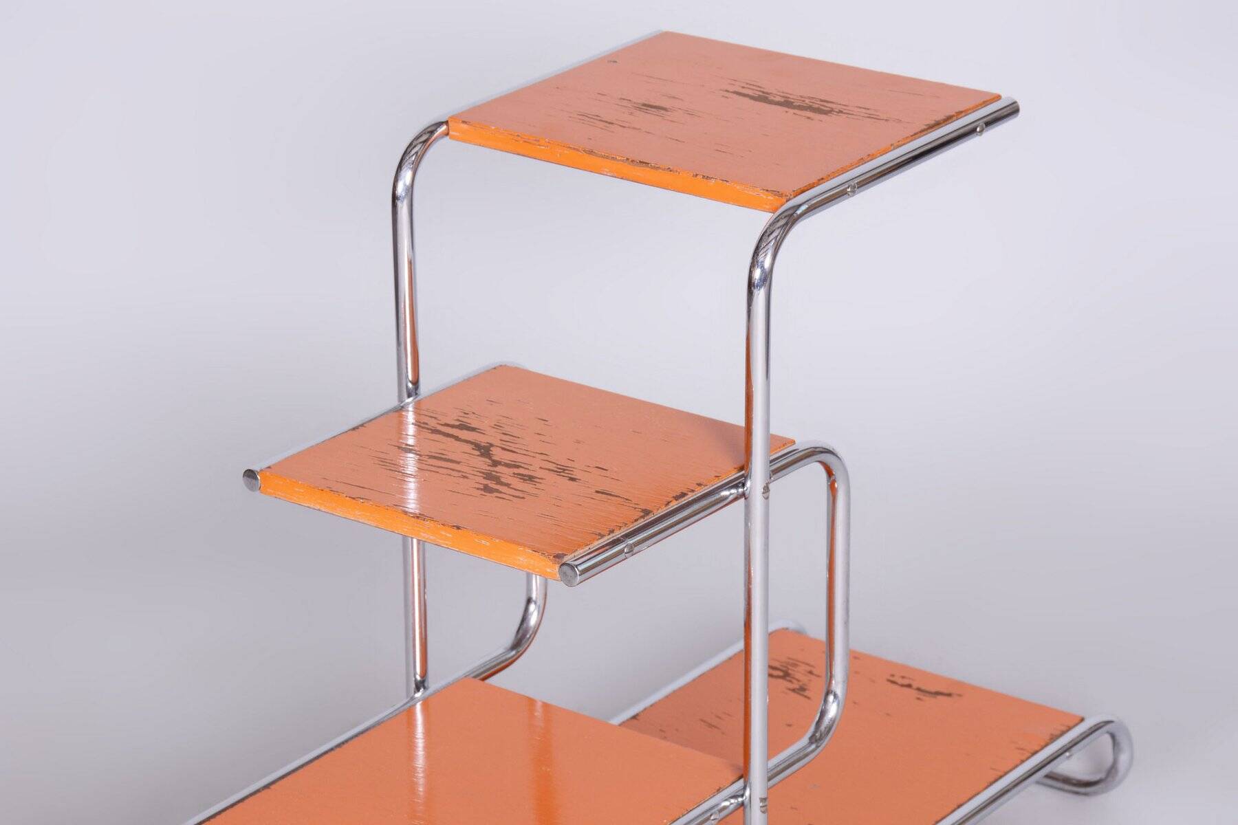 Bauhaus Chrome-Plated Steel and Lacquered Wood Shelf, 1930s