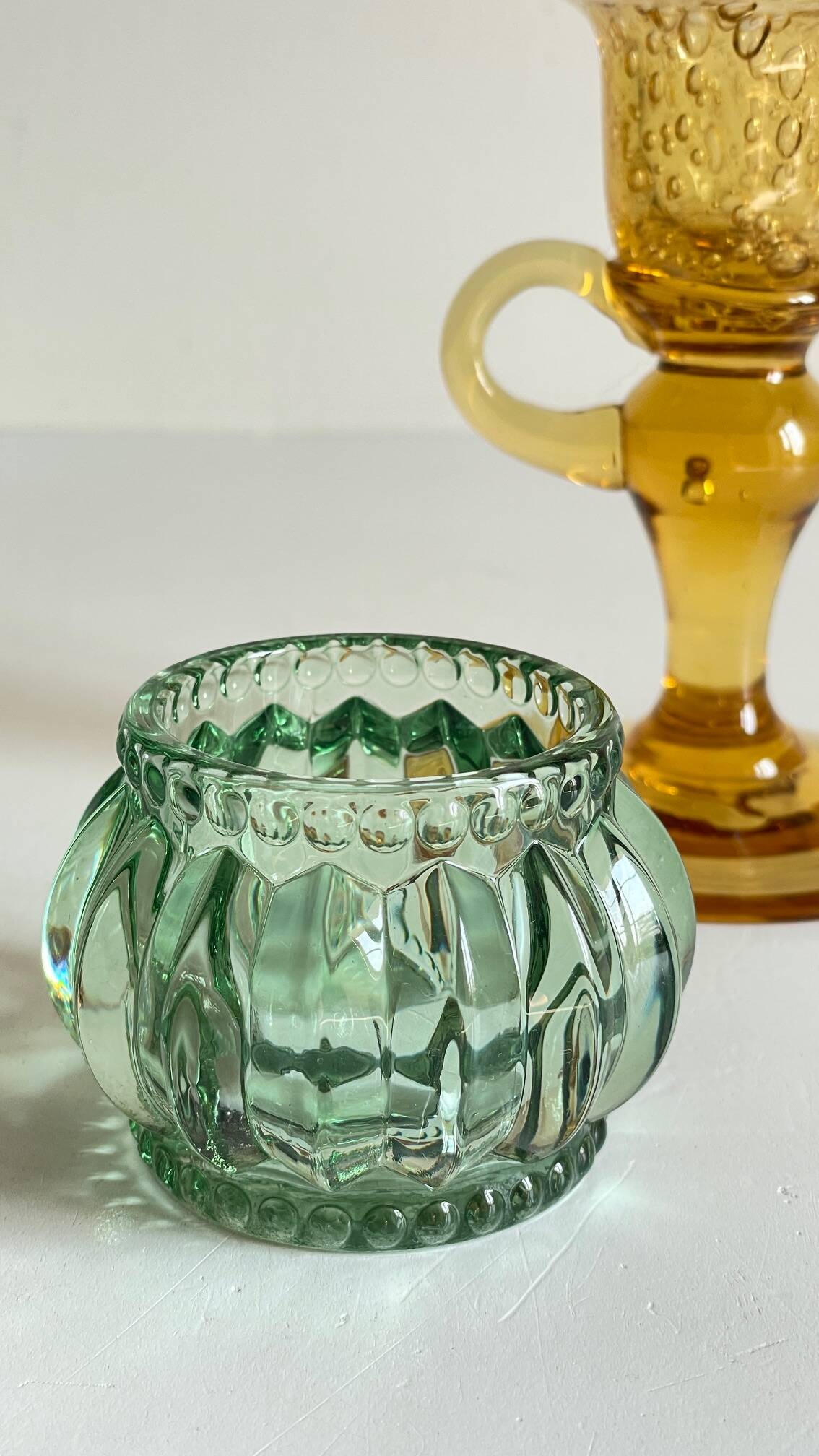 BOUGEOIRS Vintage Tinted Glass