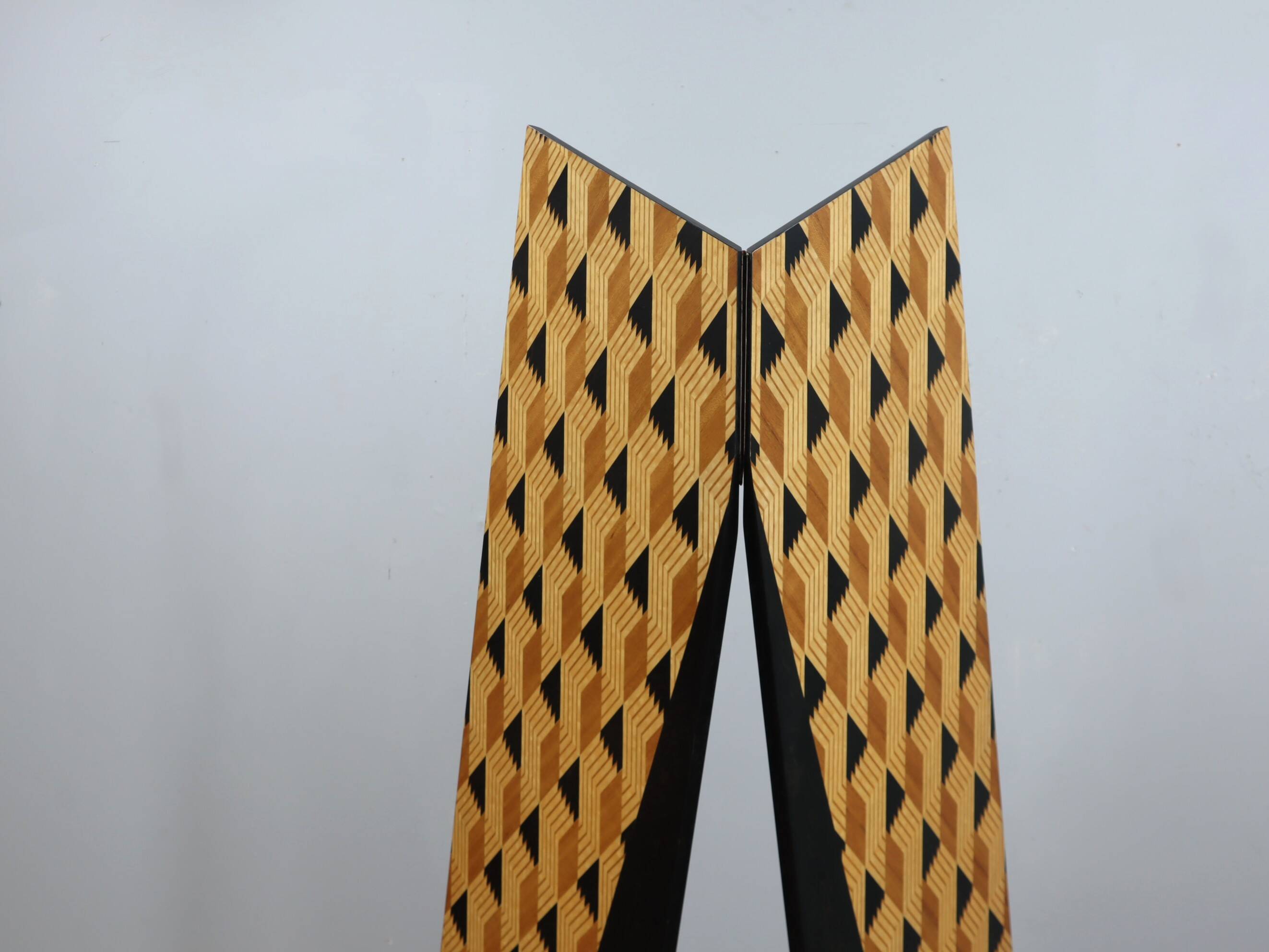 Postmodern High-Back chair Studio Alchimia & Memphis style 1980s