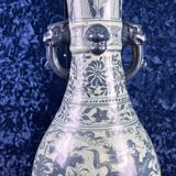 Asia 19th century: Very large porcelain vase with animated scene decorations