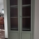 Armoire vitrée parisienne