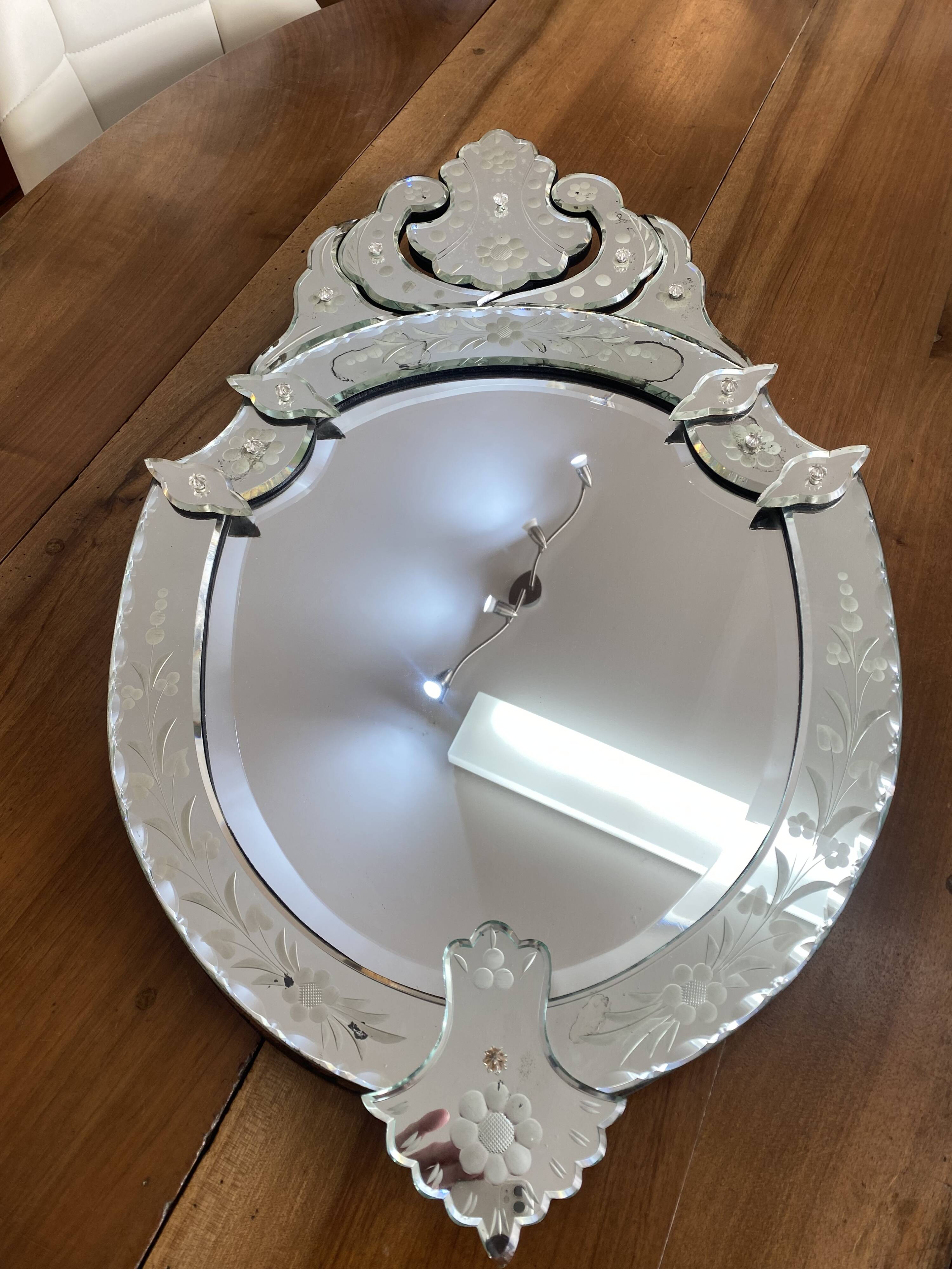 Venice mirror, 1950s, very good condition.