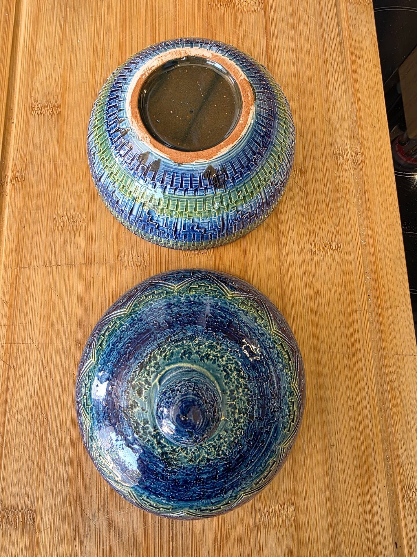 Vintage ceramic bonbonnière in Bitossi Rimini Blue style.