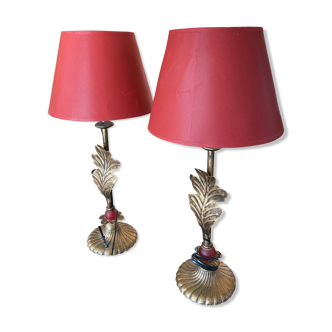 Pair of lamps with oak leaf decorations