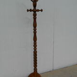 Parrot coat rack, solid oak with swivel head