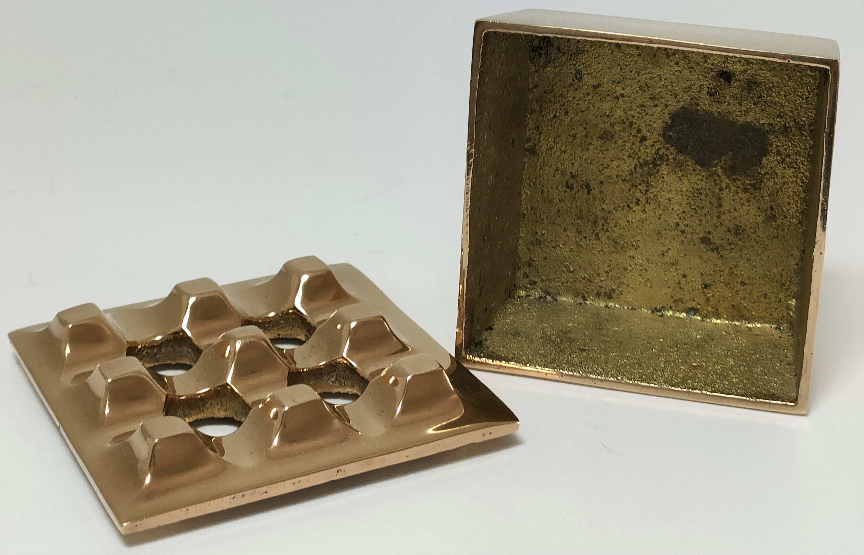 Brass ashtray design 70s
