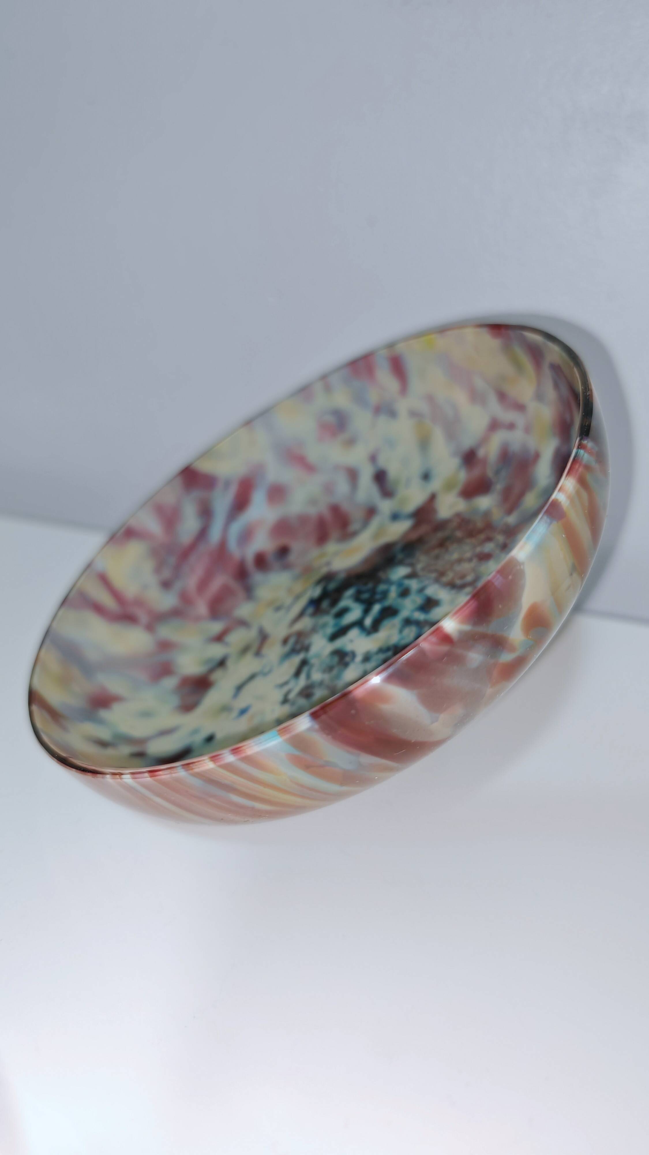 Coloured crystal bonbonnière Art Verrier Saint Louis