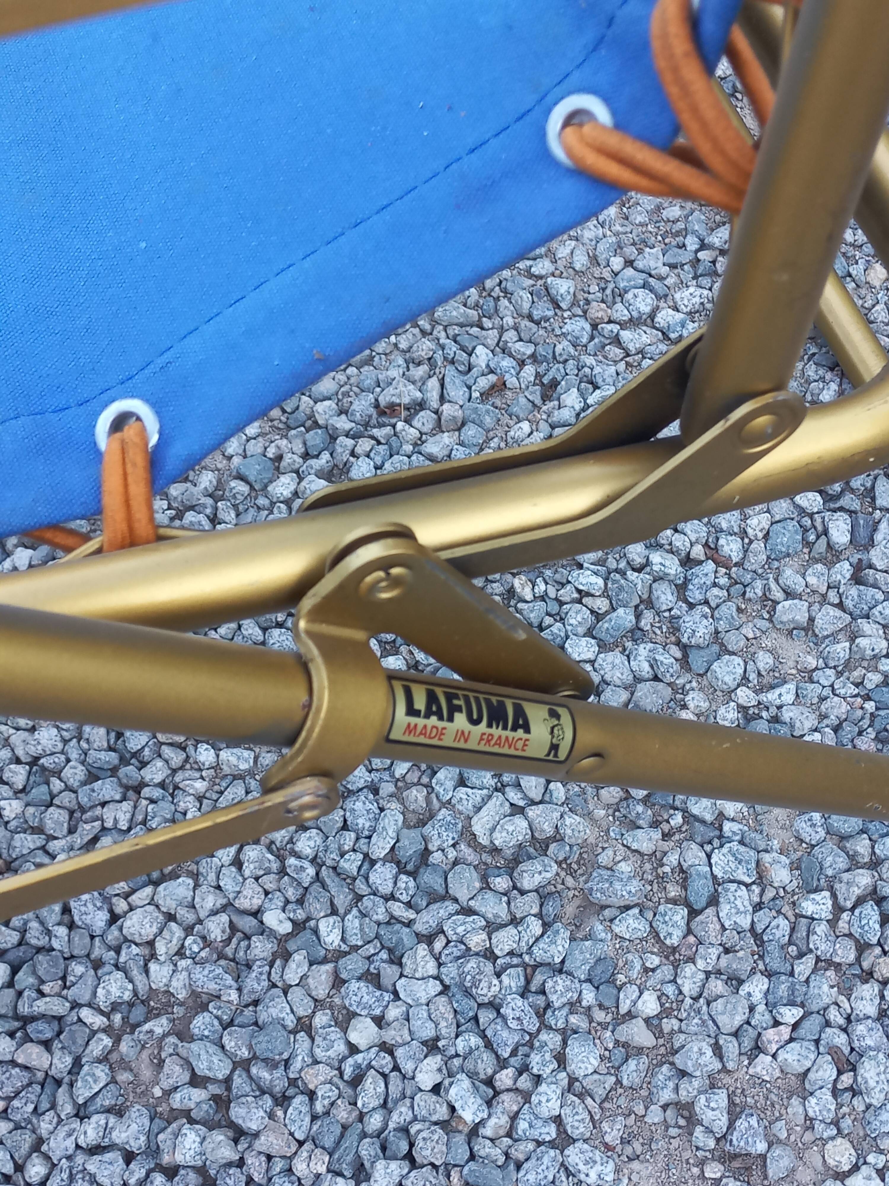 Set of 3 vintage lafuma sun loungers canvas and tubes + table