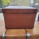 Small hat trunk