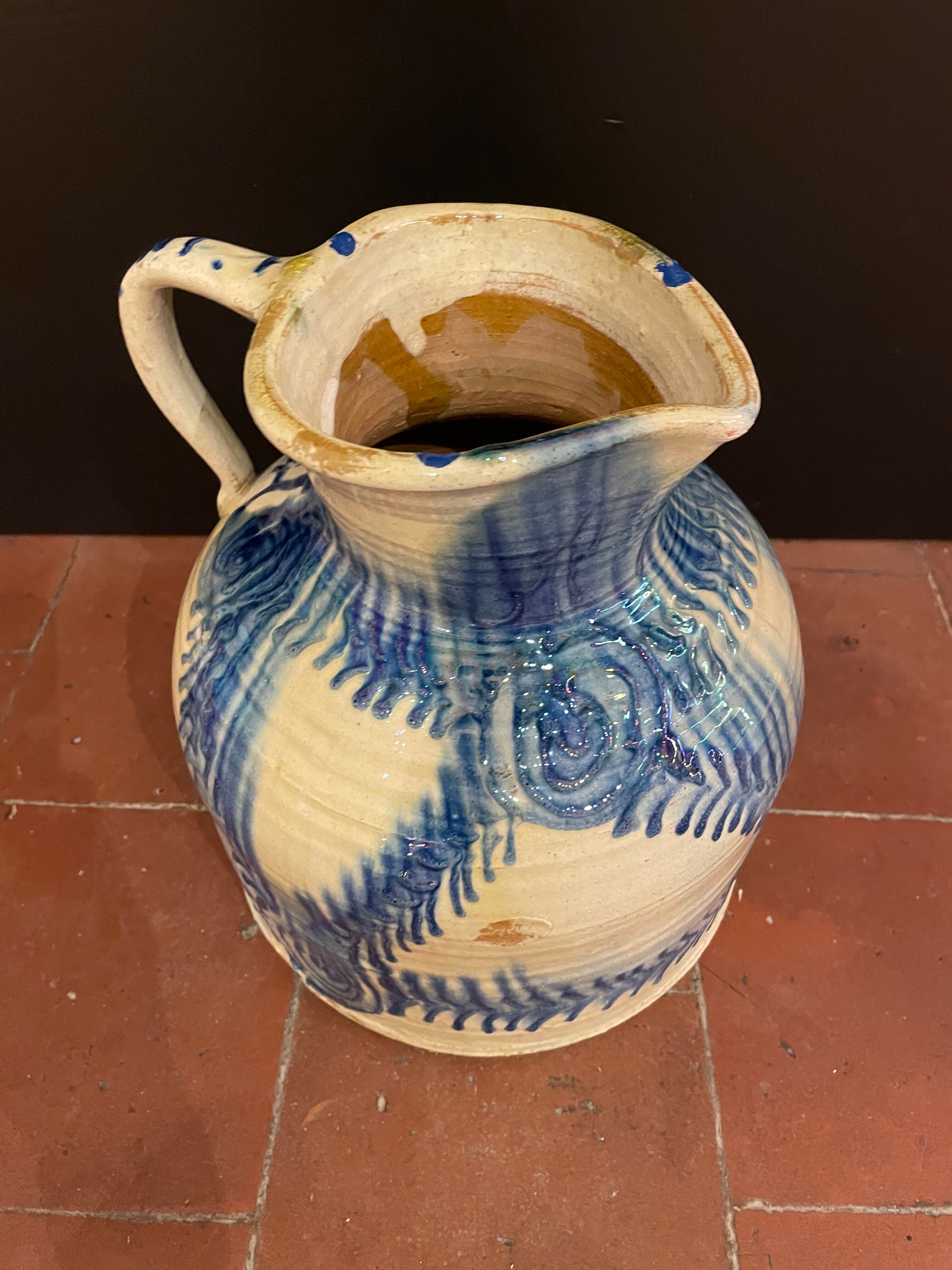 Ceramic pitcher handicrafts