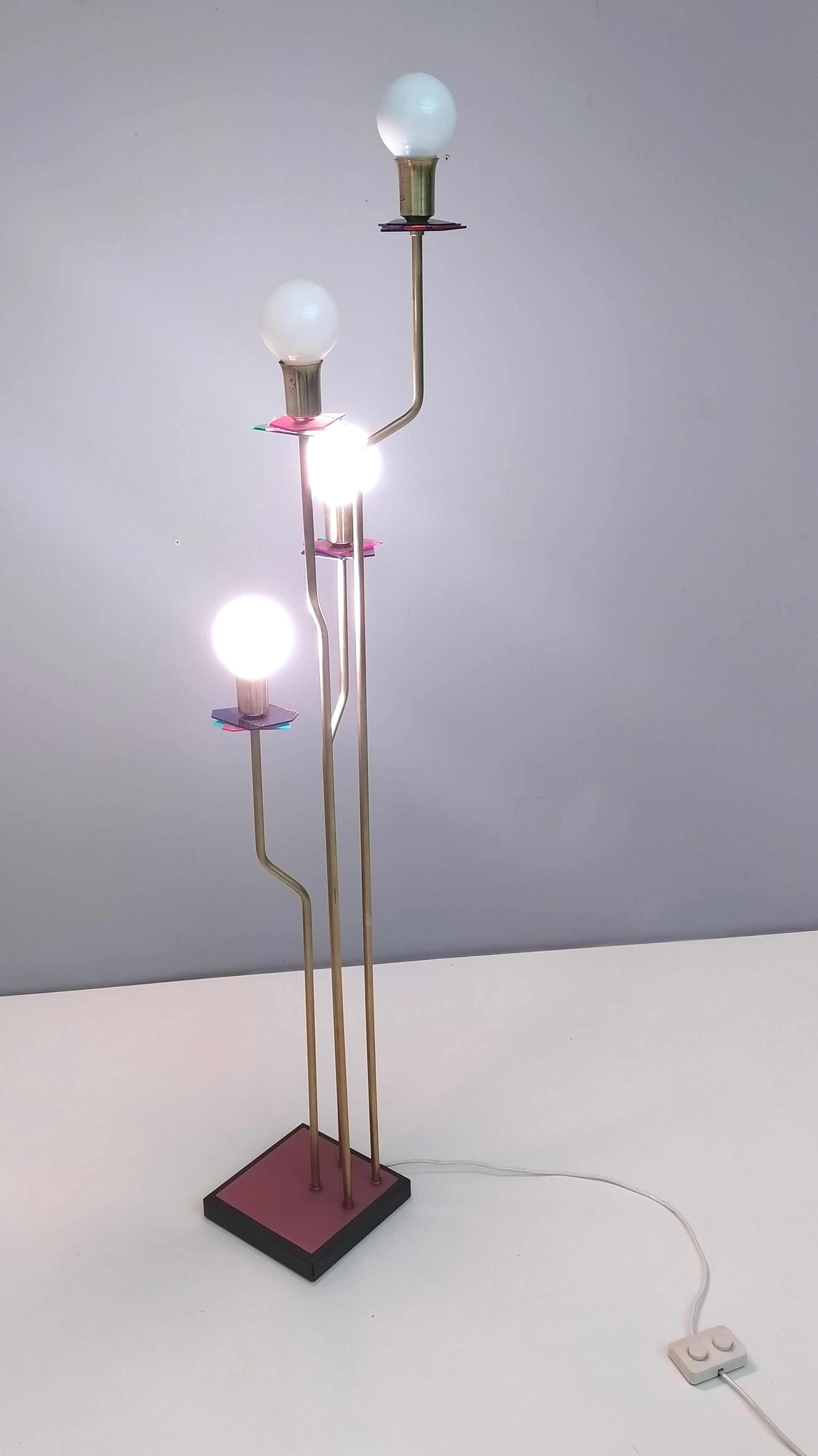 Brass, varnished metal and plexiglas floor lamp "alberelli" by c. la gaipa, 2020