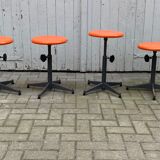 Lot de 4 tabouret industriel de Strafor 1960
