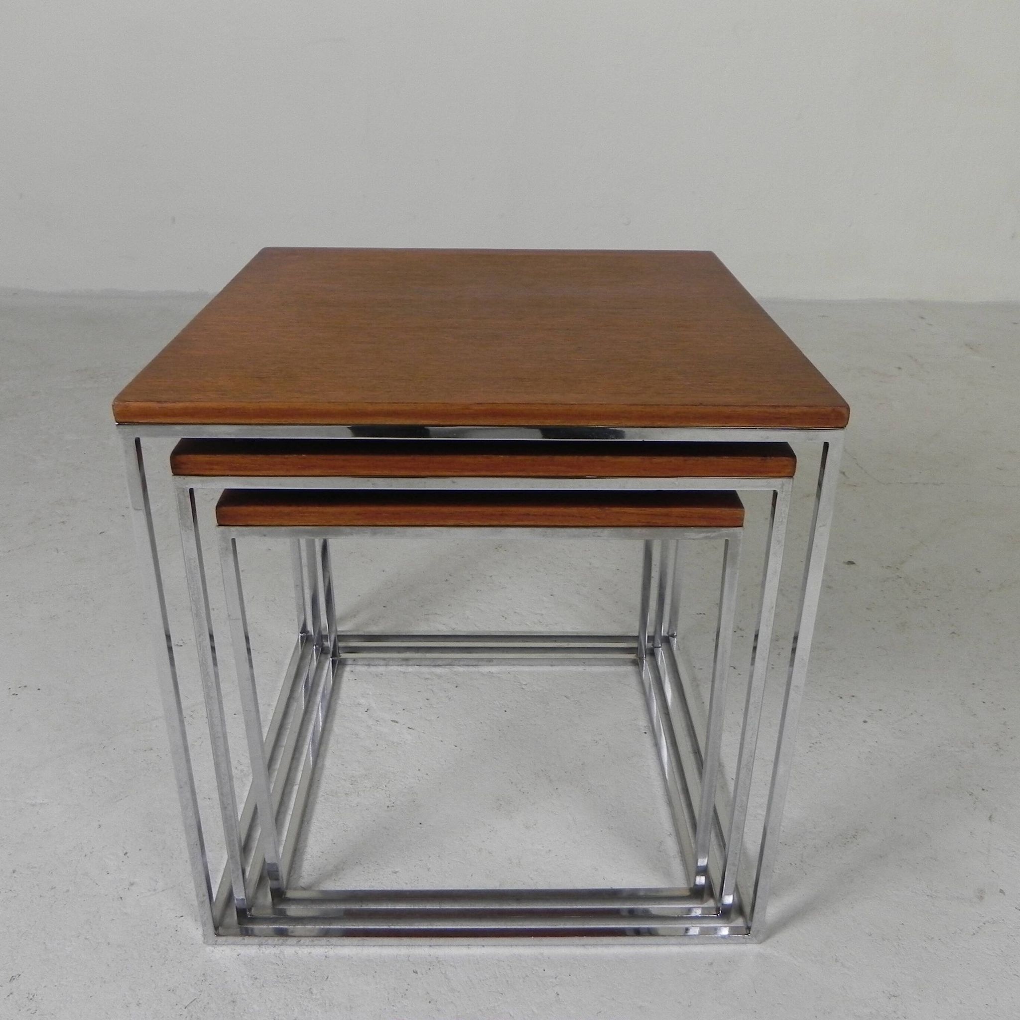 Ensemble de 3 tables d'appoint, ensemble mimi, années 1960
