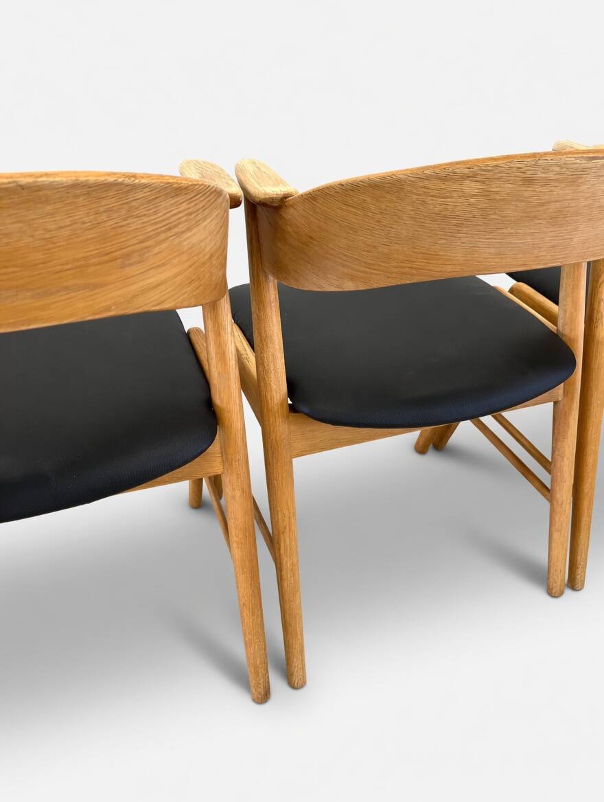 Kai Kristiansen Model 32 Dining Chairs, Korup Møbelfabrik.