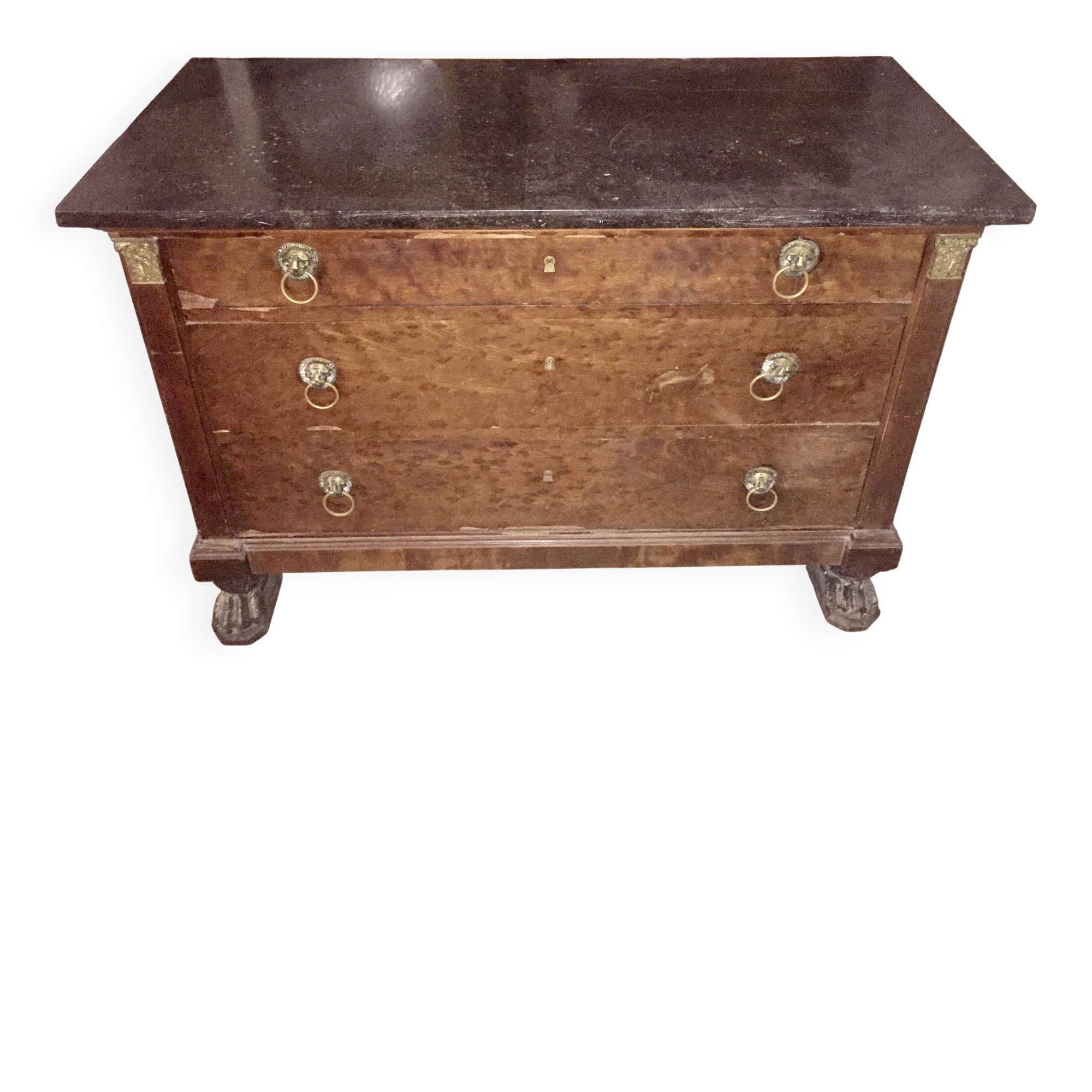 Chest of drawers