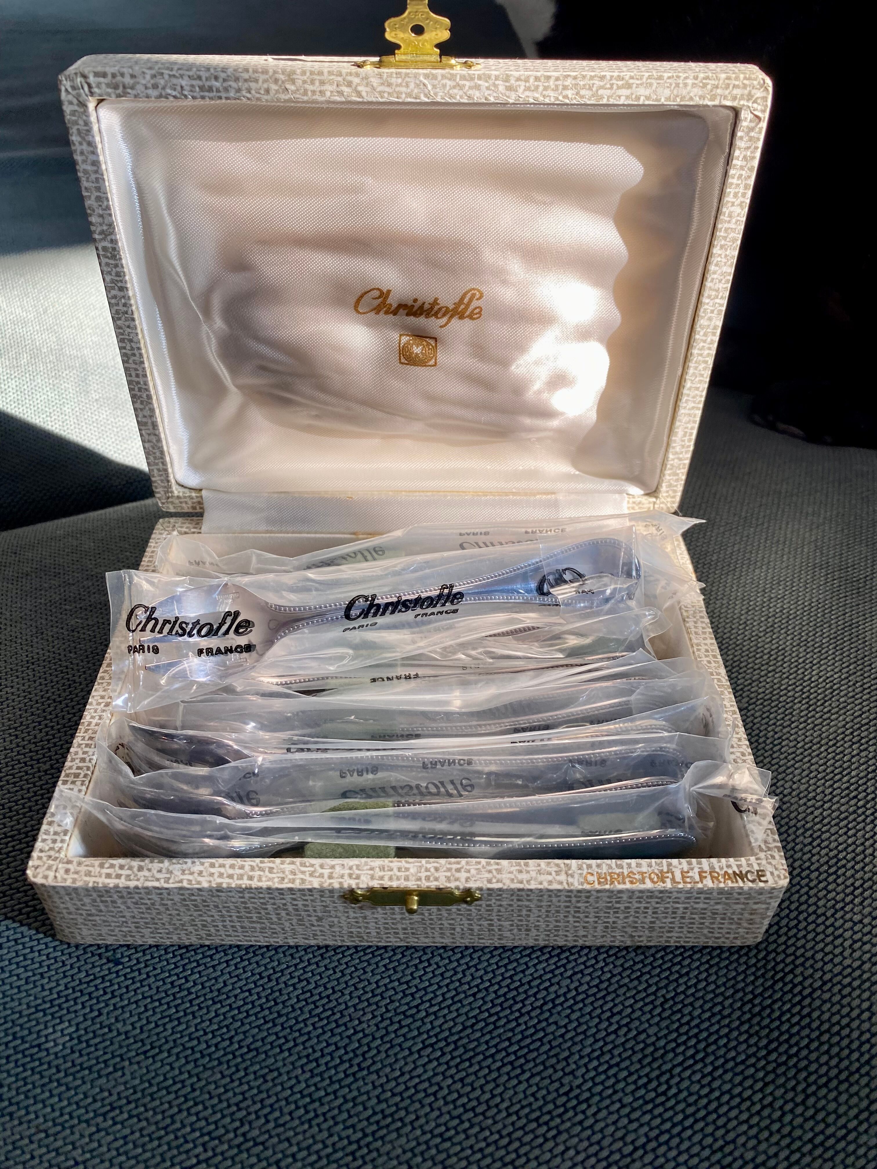 12 Christofle cake forks bead model.