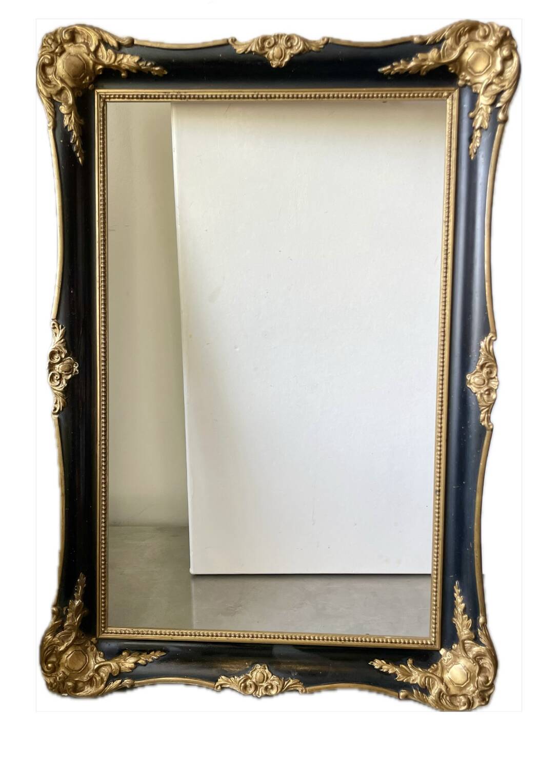 Antique frame Black & gilded borders on wood 51 x 35.5 cm