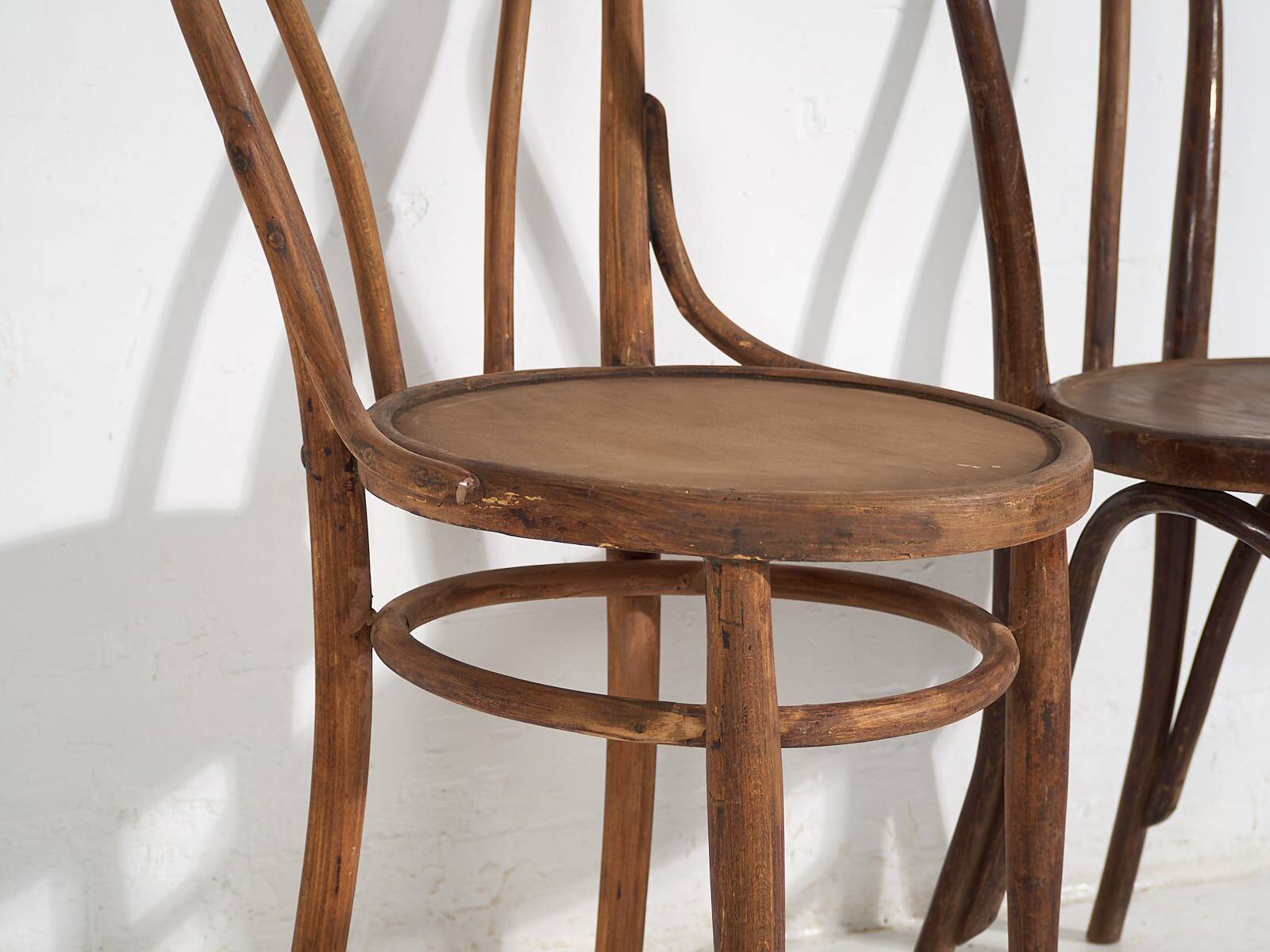 Antique Thonet Chairs No. 18 (c.1920). Set of 4 pieces #11