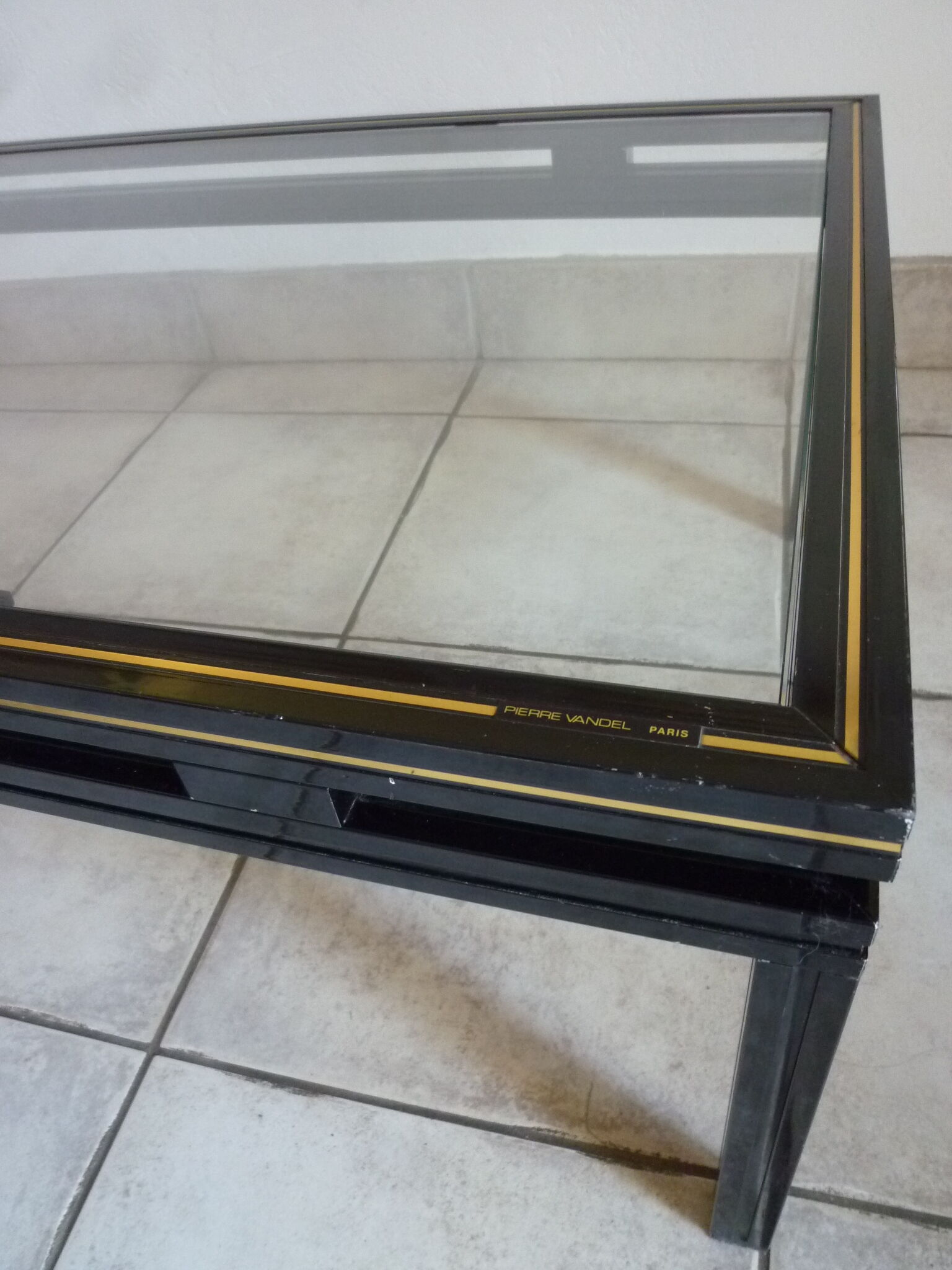 table low Pierre Vandel - vintage - 70's