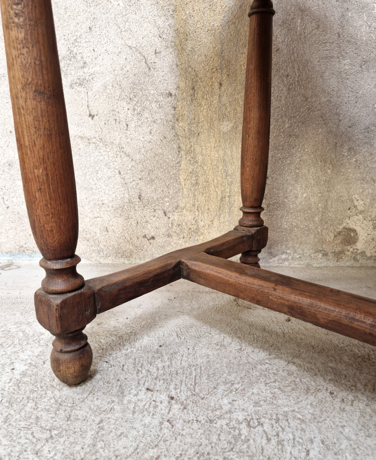 Campaign office table