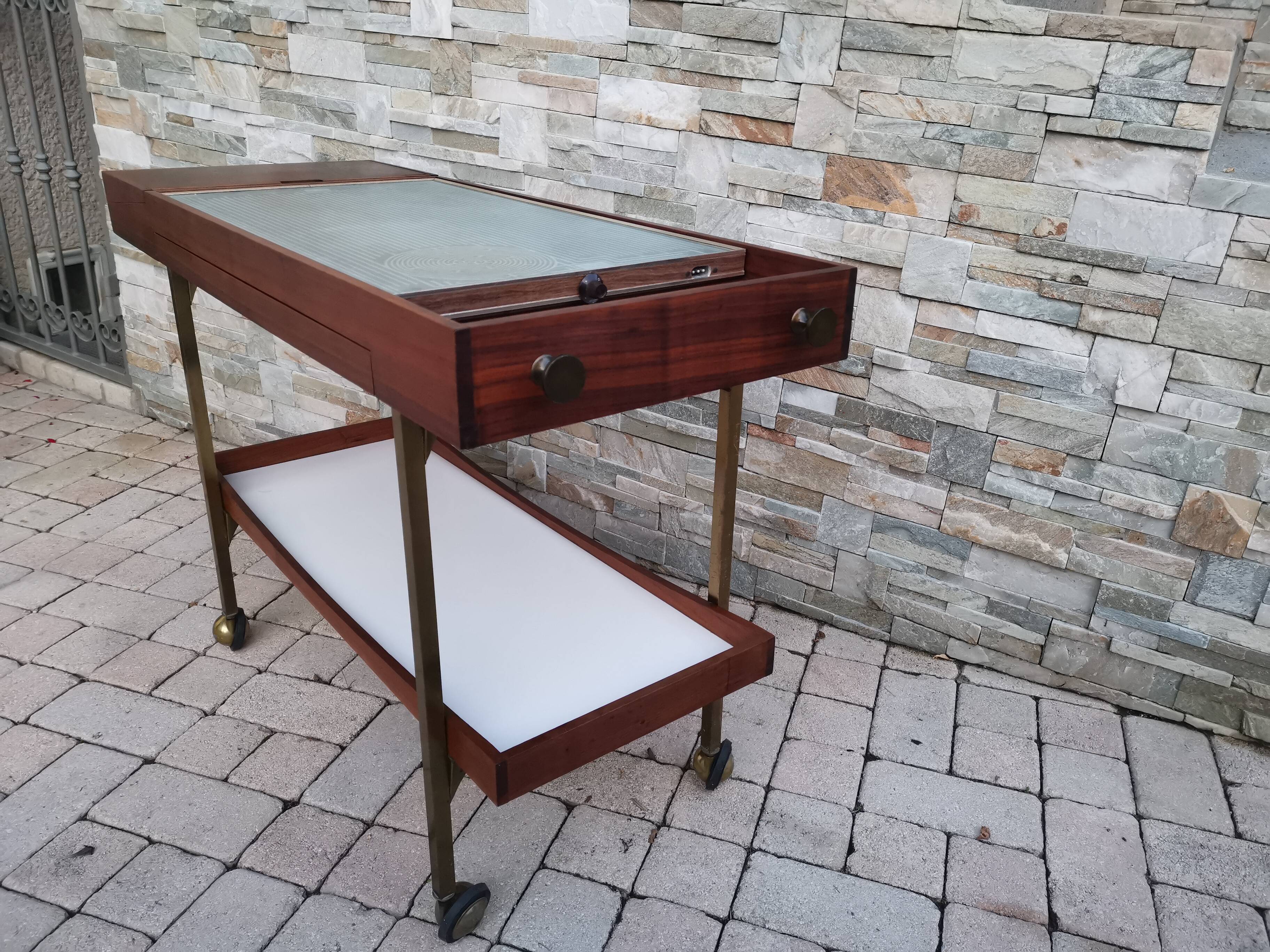 Rolling dessert bar server by Paul McCobb for Salton Hotray