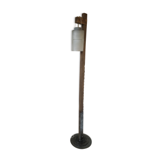 Floor lamp in wood and glass