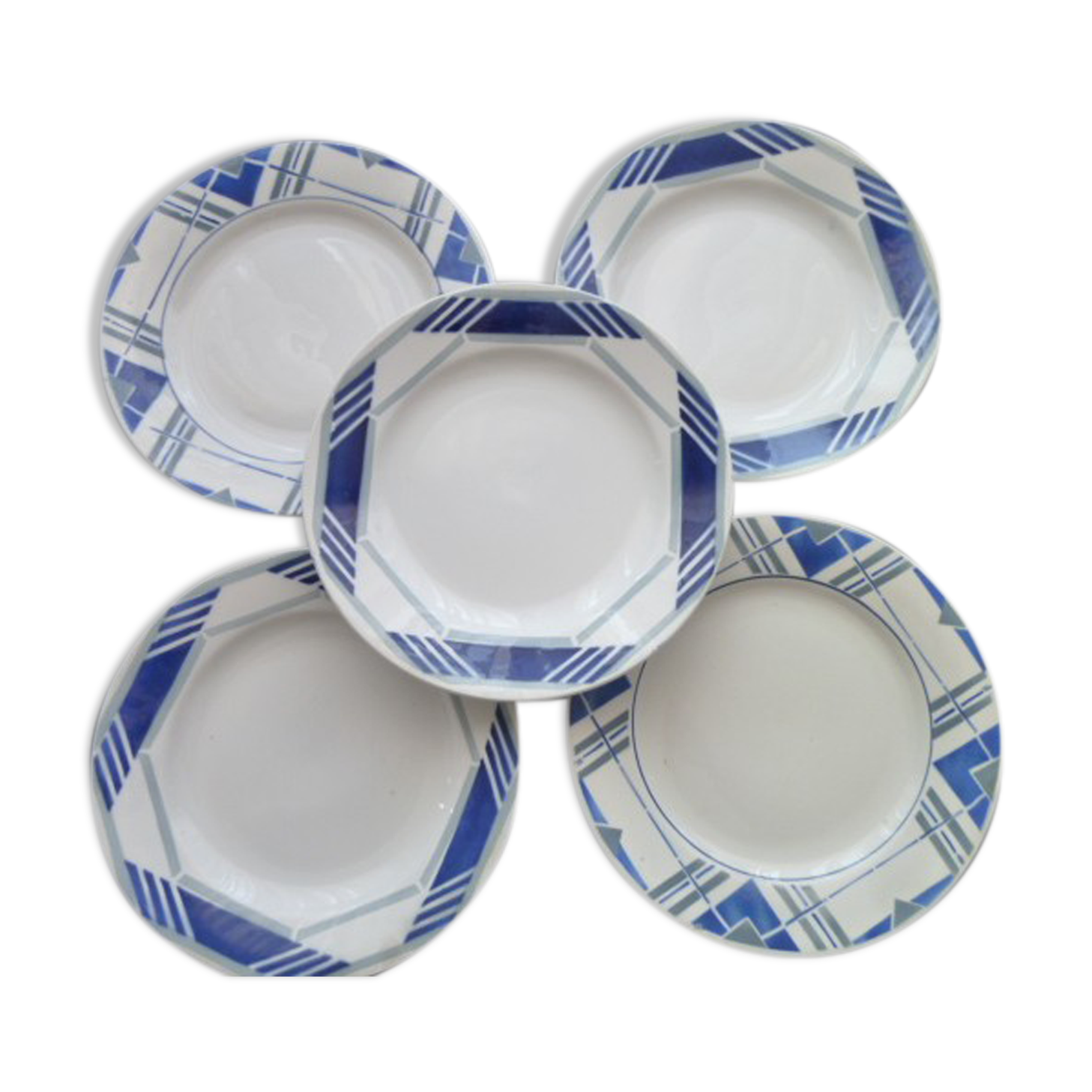 Set de 5 assiettes plates faïence de St Amand 2 modèles différents