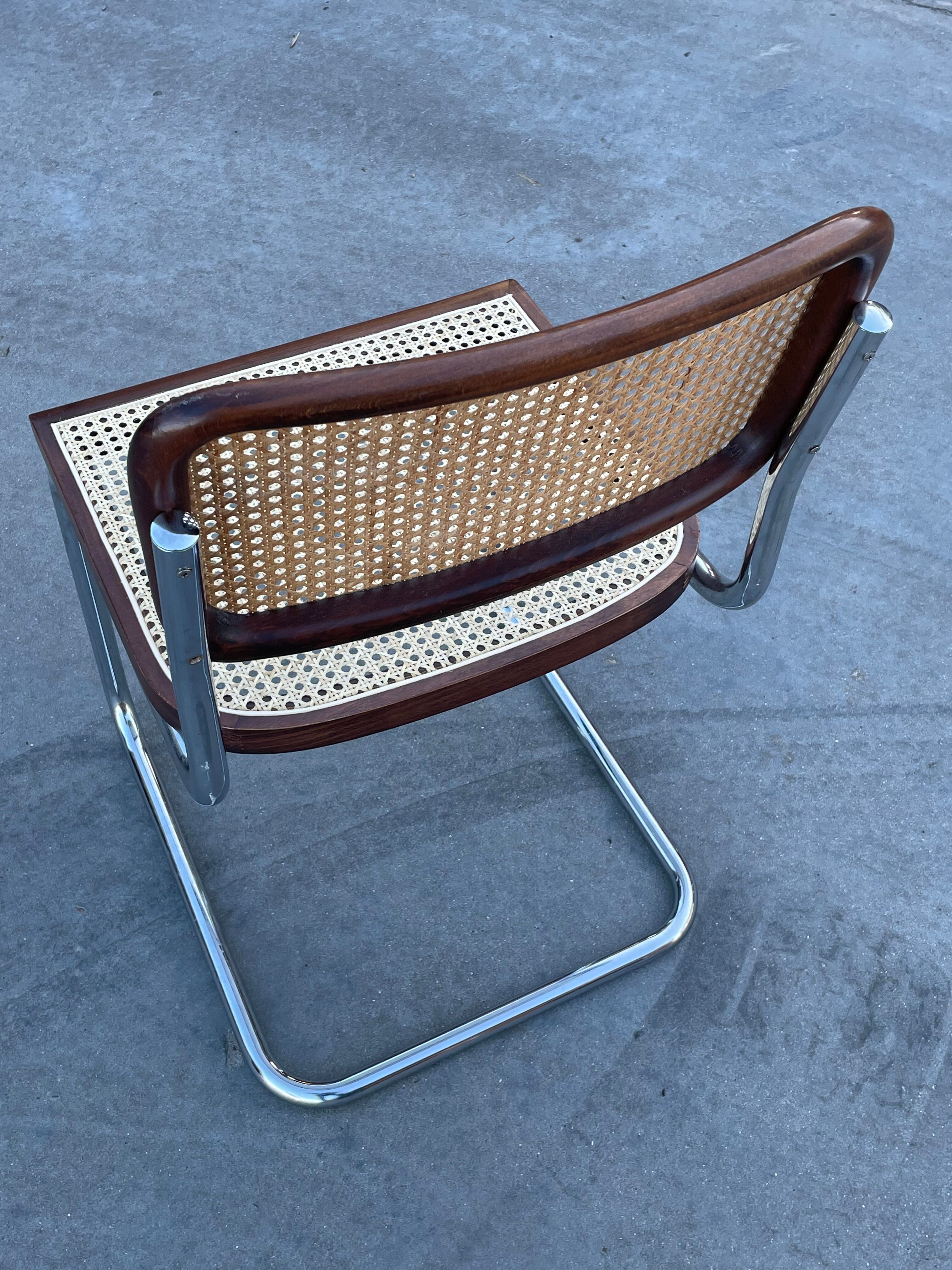 Chaise Cesca modèle b32 de Marcel Breuer
