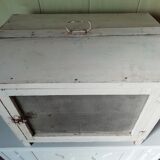 Garde manger ancien