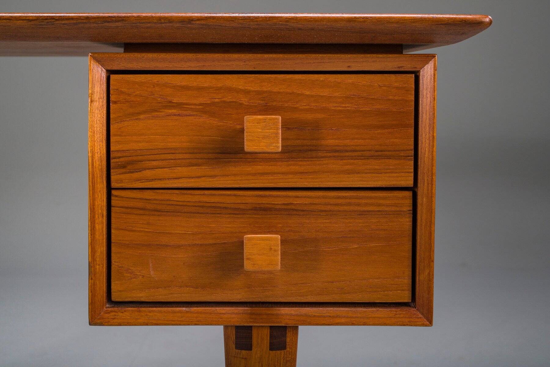 Bureau en teck en L de style mid-century moderne, années 1970