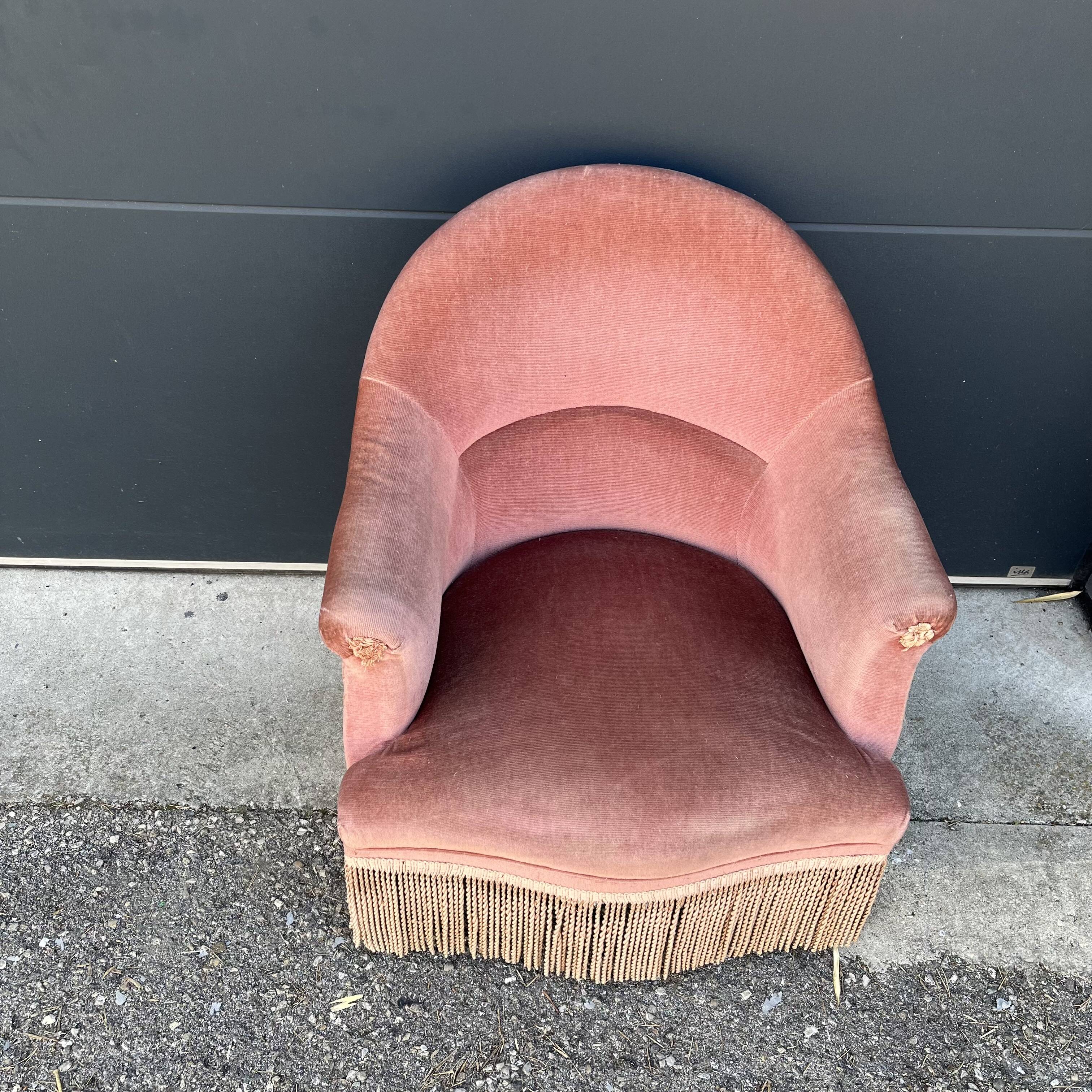 Toad chair