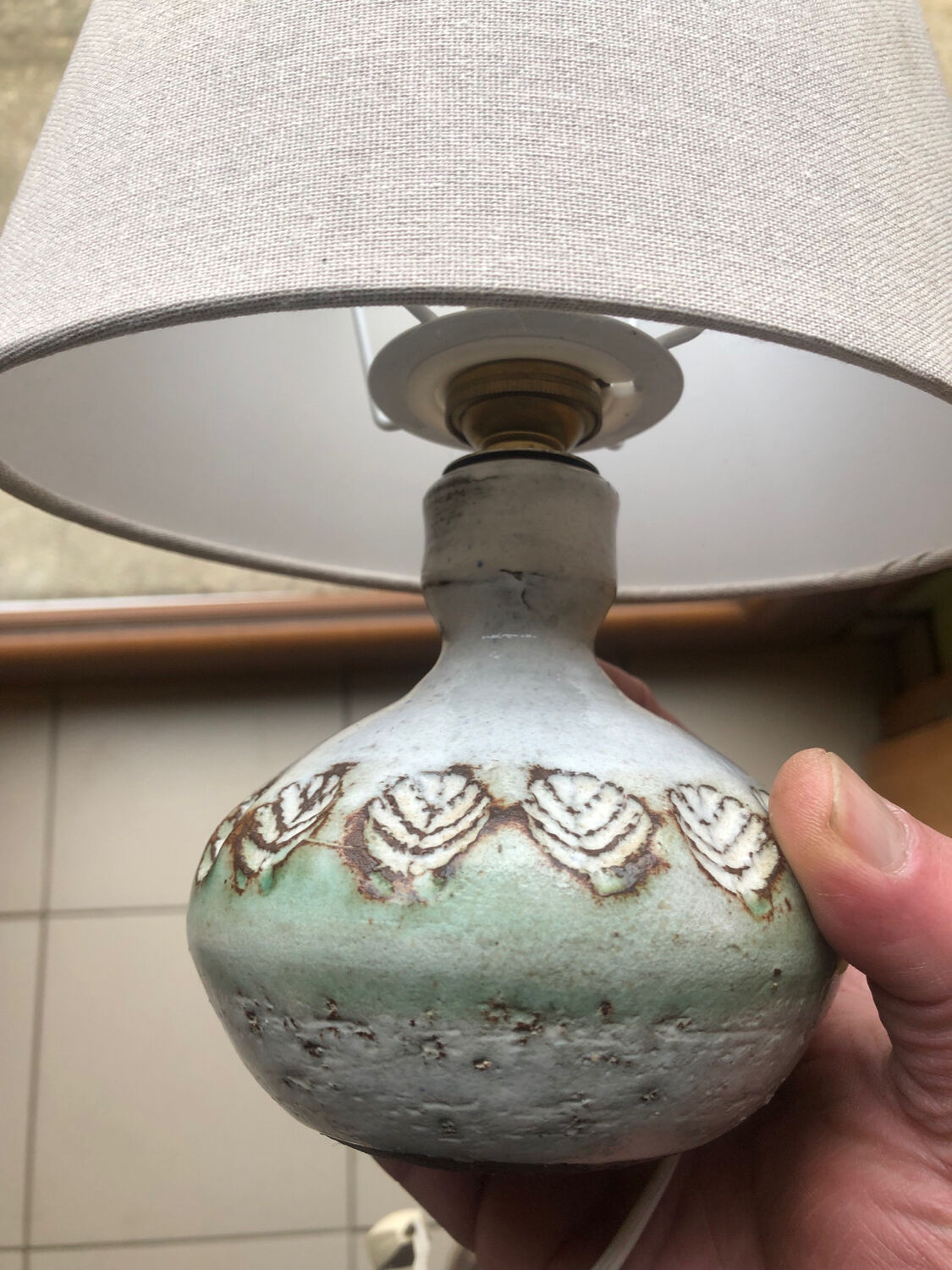Enamelled lamp