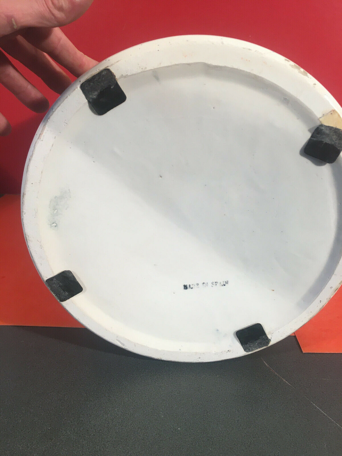 Ceramic umbrella door