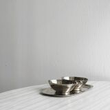 Fixed sauce boats on stainless steel tray