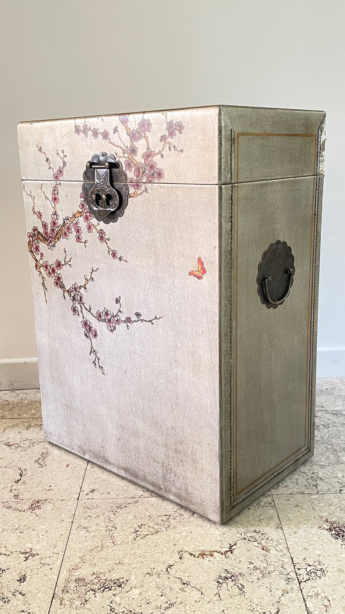 Malle vintage storage